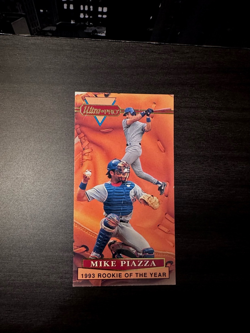 Mike Piazza Baseball 1993 Rookie of the Year Ultra Pro Card